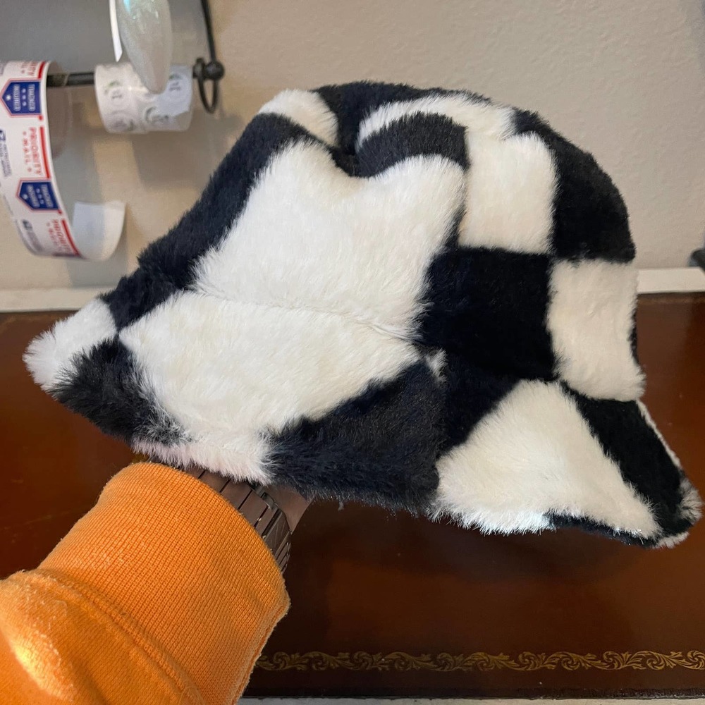 Madden NYC Faux Fur Bucket Hat